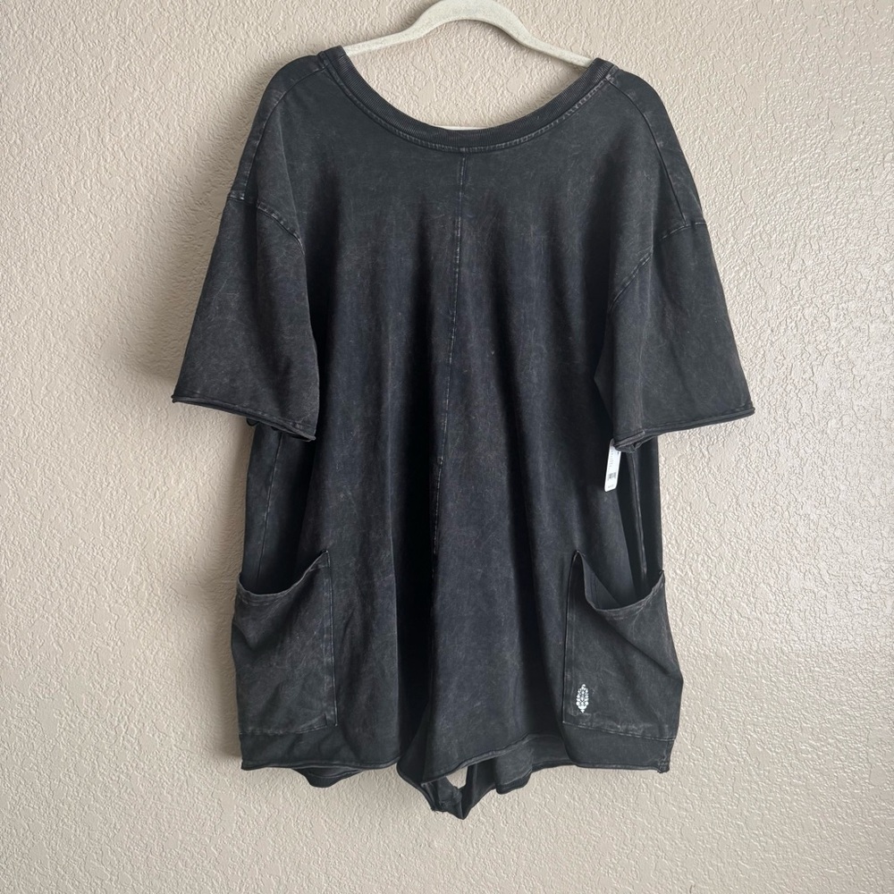 Free People Hot Shot Tee L NWT